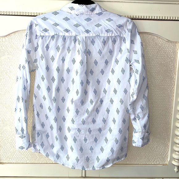 Diamond Pattern, half button down, long sleeve top - Picture 2 of 2
